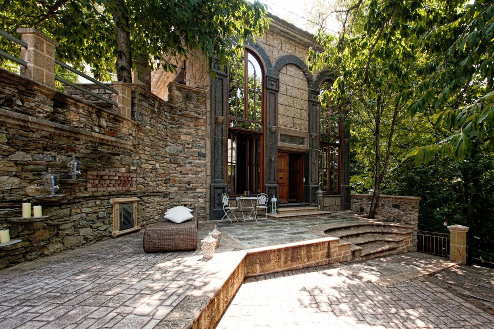 Chateau Cascara Mourésion Buitenkant foto