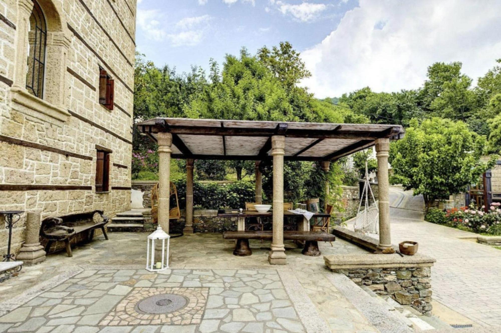Chateau Cascara Mourésion Buitenkant foto