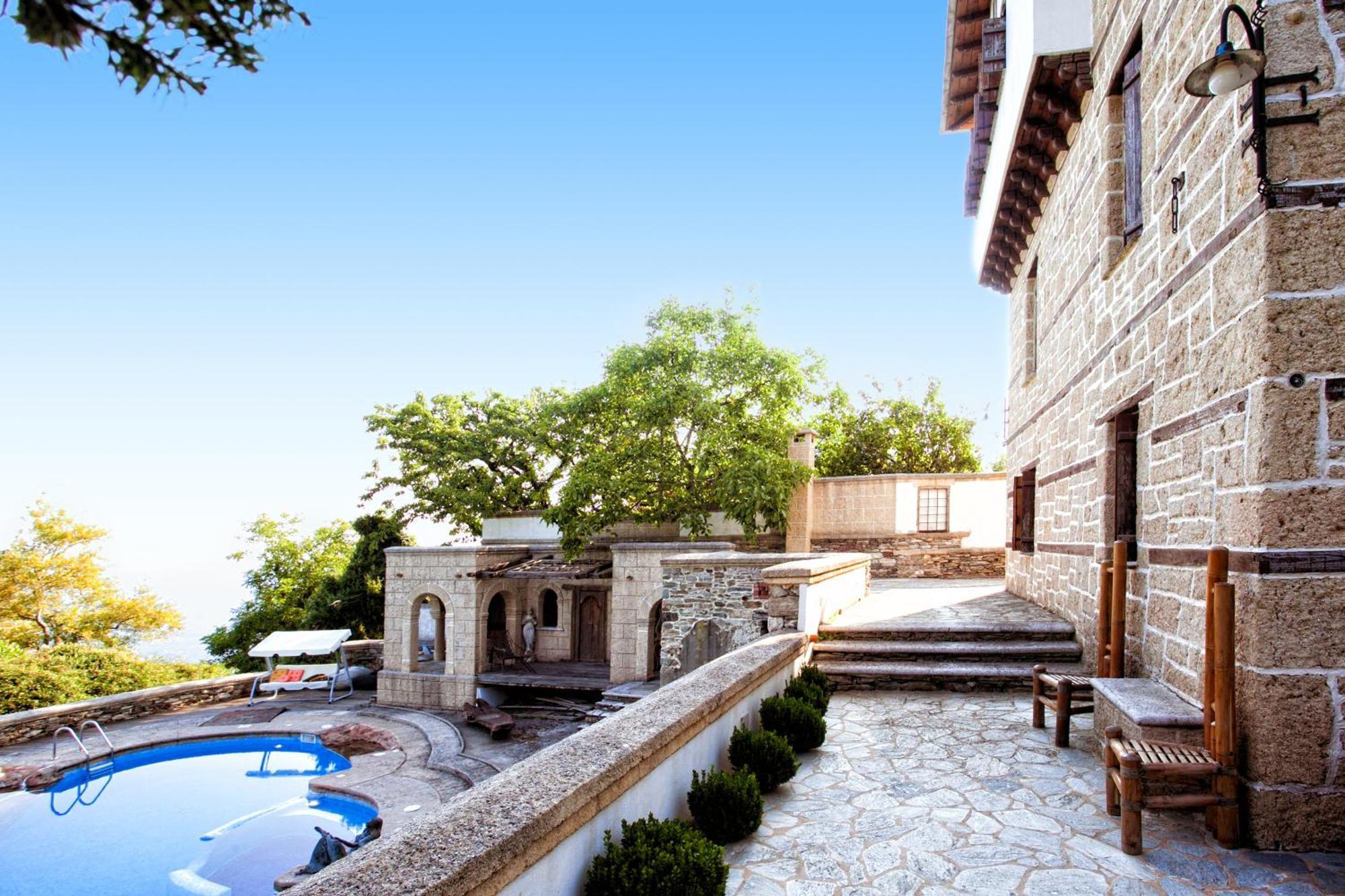 Chateau Cascara Mourésion Buitenkant foto