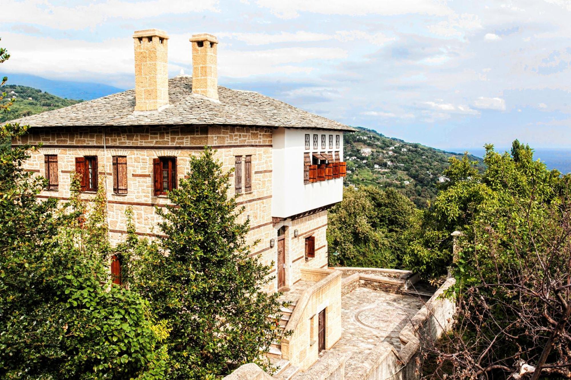 Chateau Cascara Mourésion Buitenkant foto